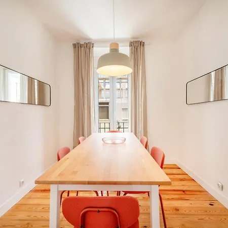 Апартаменты Guestready - Captain's 2e Near Alfama Лиссабон